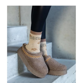 Brown platform snow boots with a low upper and embroidered Greene - Solea pattern 2