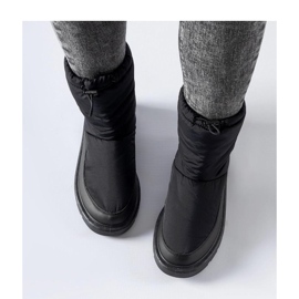 Black warm snow boots 1