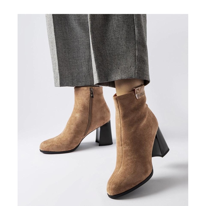 Beige elegant ankle boots 1