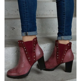 Burgundy insulated ankle boots red 2