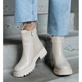 Beige insulated ankle boots with a zipper, eco leather 1