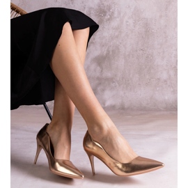 Champagne patent stilettos golden 2 Champagne patent stilettos golden 2