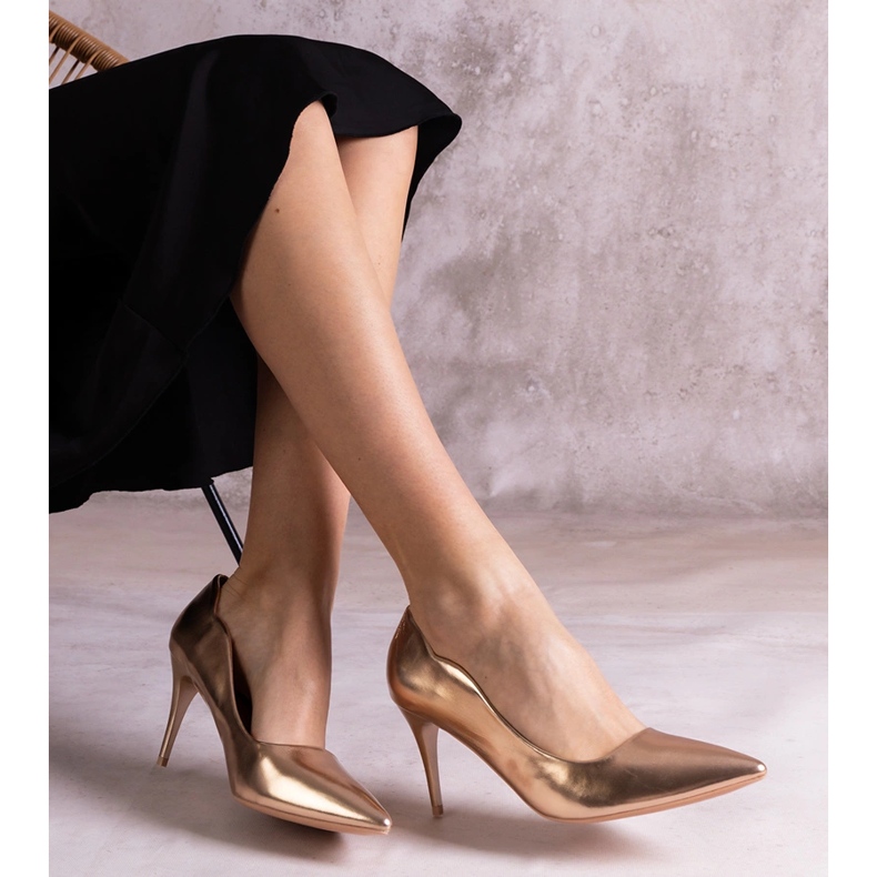 Champagne patent stilettos golden 2 Champagne patent stilettos golden 2
