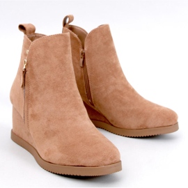 Camel insulated boots insulated on wedges beige 1