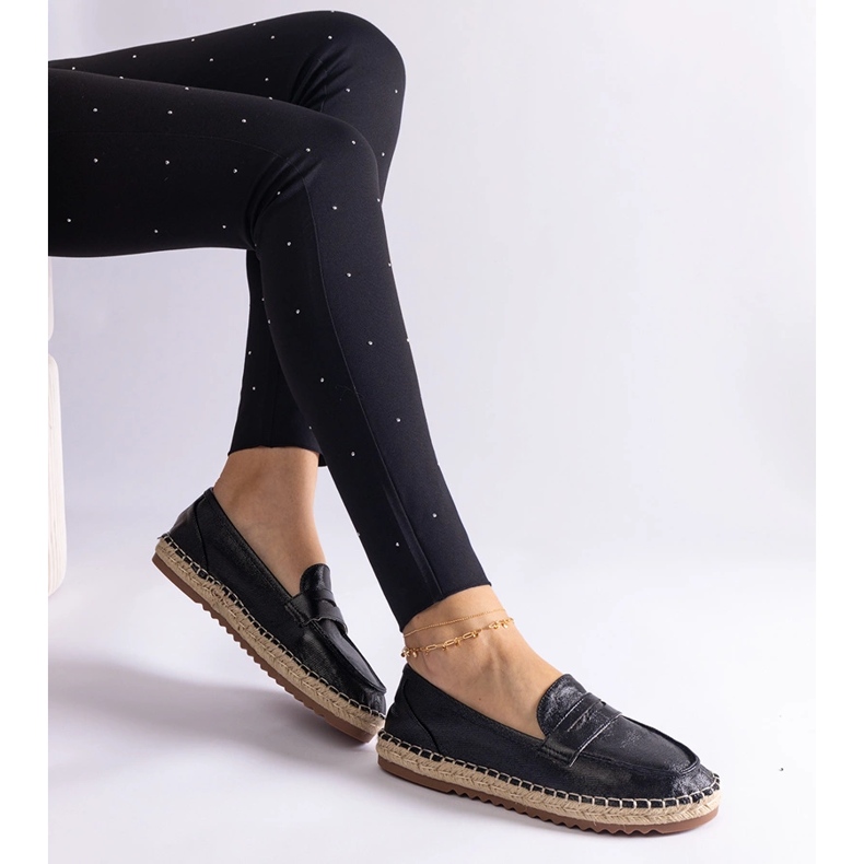 Black sliding espadrilles on the platform 1