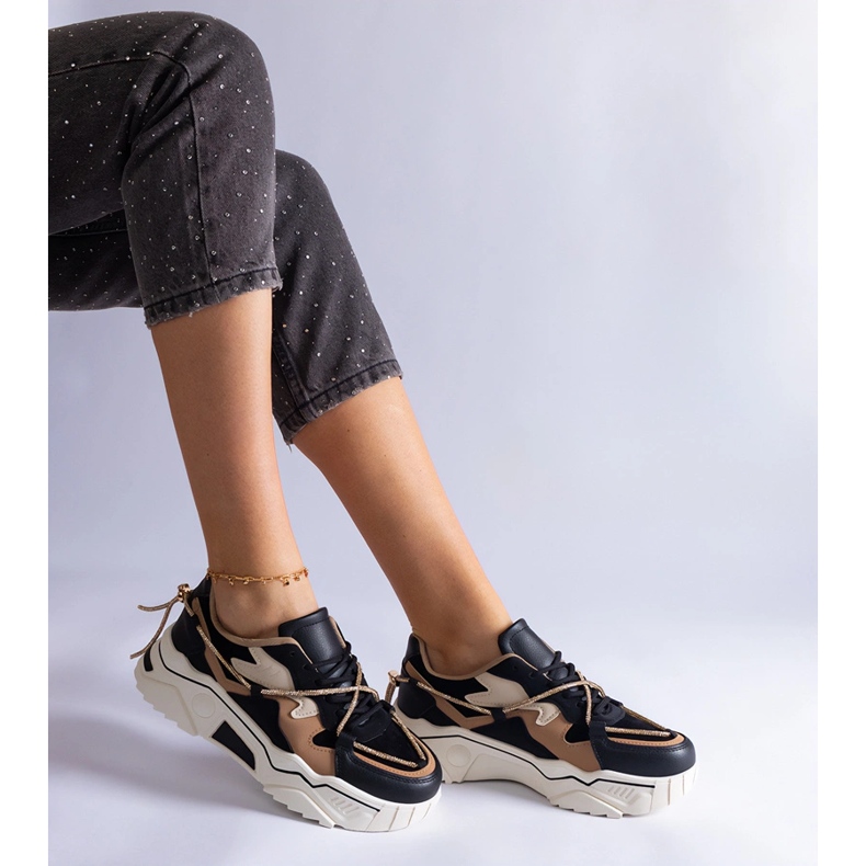 Black sneakers decorated with a zircon string 2