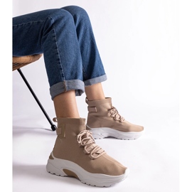 Beige sneakers with an elastic ankle upper 1