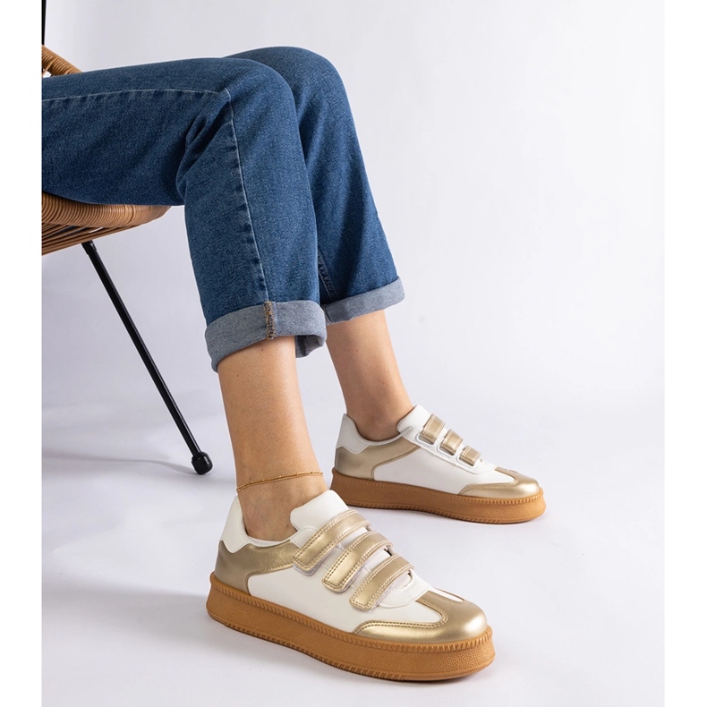 Gold sneakers with Velcro fastening golden 1