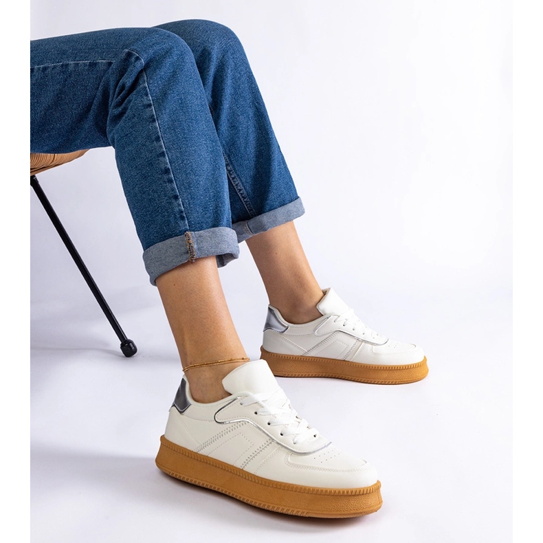 White lace-up sneakers with a platform 1