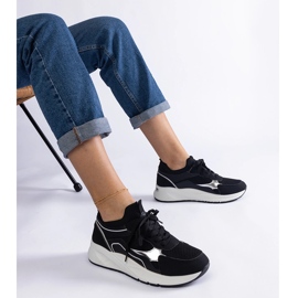 Black women's sports sneakers 1 Black women's sports sneakers 1