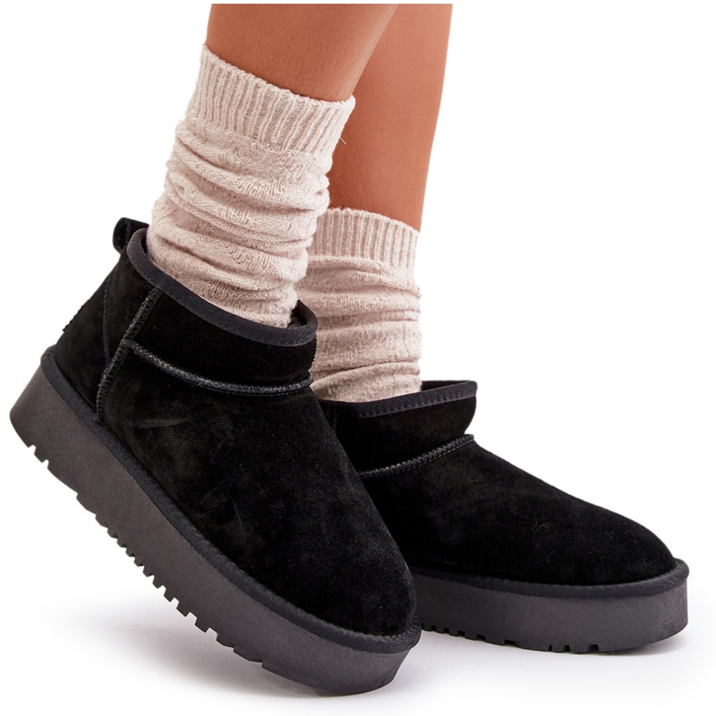 Women's suede snow boots on the platform black 4 Women's suede snow boots on the platform black 4