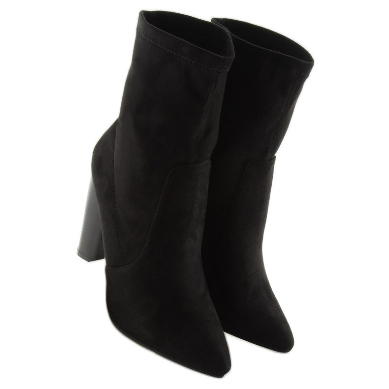 Boots on the post black SY23P black 1