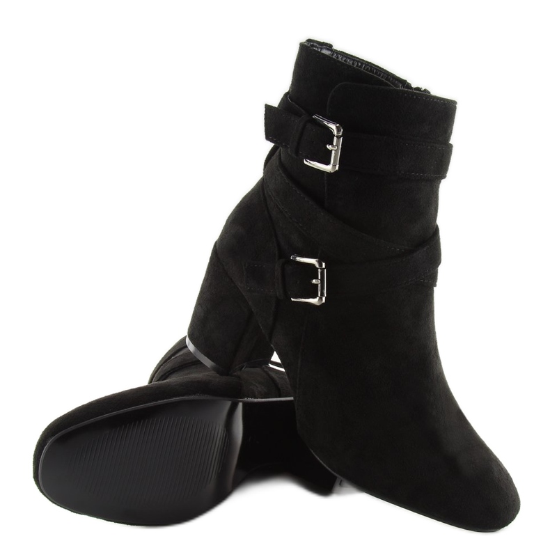 Black boots with wide heels CL62 black 1