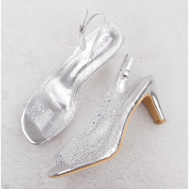 Sandals on the Potocki post at WS43317 Wol284C 2