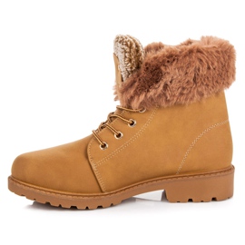 Mannika Camel trappers with fur brown multicolored 1