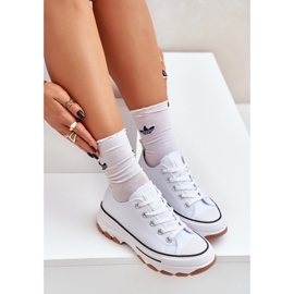 News Low women's sneakers on the platform white 2