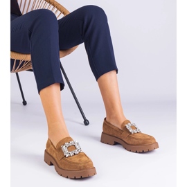 Brown women's loafers from Ekozamsz with an elegant decoration 1