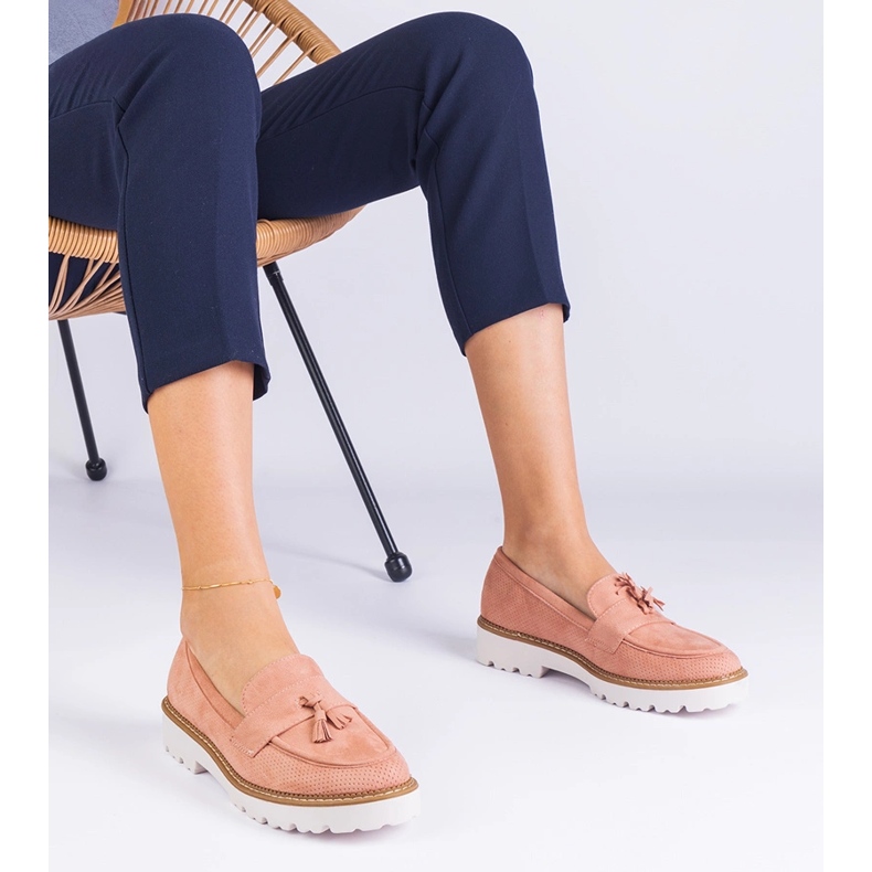 Pink women's moccasins from Ekozamsz with fringes 1