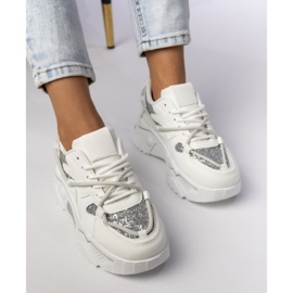 Women's sports white sneakers 2