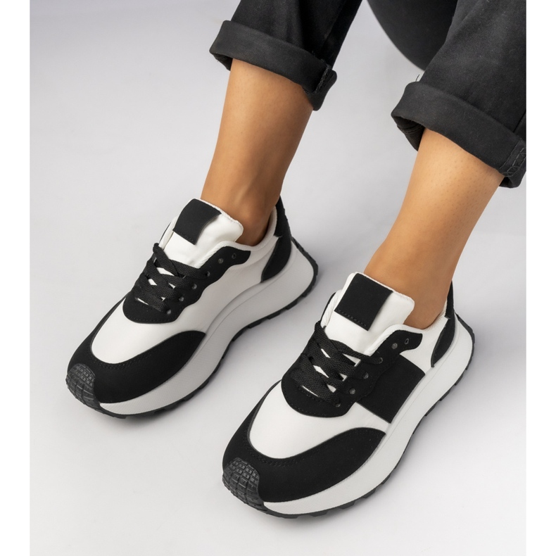 Women's black and white sports sneakers 1 Women's black and white sports sneakers 1