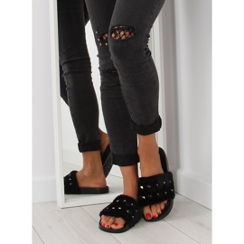 Black slippers with fur and black studs 2