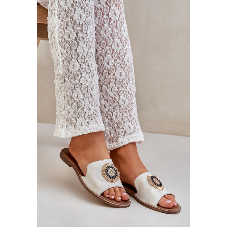 Lewski Shoes Leather flip flops with flat -heeled Lewski 3047/O -golden wiped 1 Lewski Shoes Leather flip flops with flat -heeled Lewski 3047/O -golden wiped 1