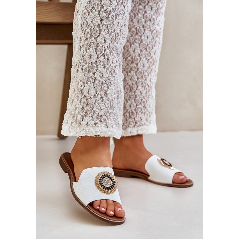 Lewski Shoes Leather flip flops with flat -heeled Lewski 3047/O decoration white 1 Lewski Shoes Leather flip flops with flat -heeled Lewski 3047/O decoration white 1