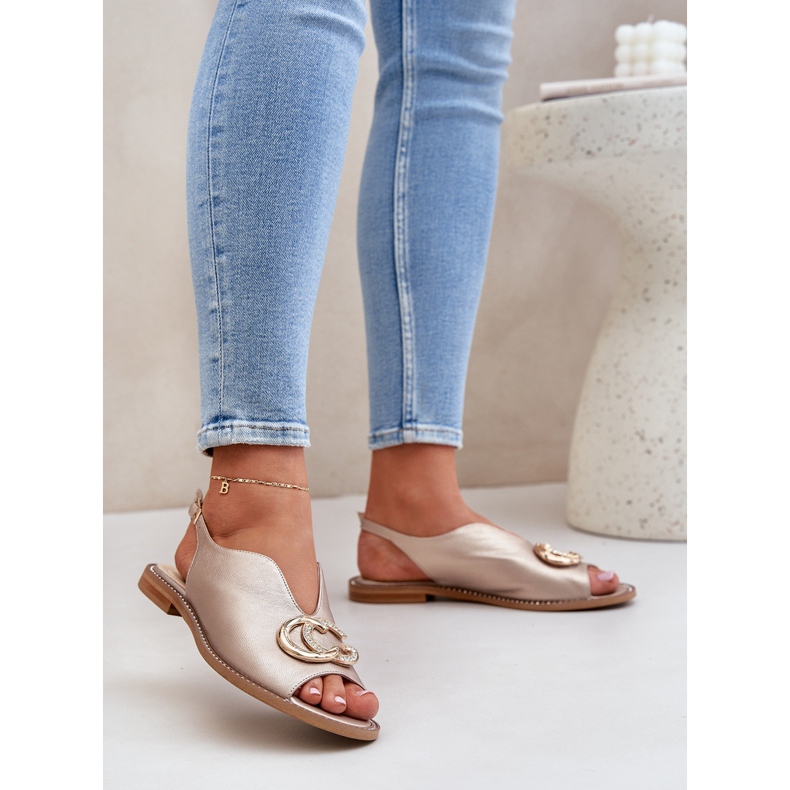 Flat -heeled leather sandals with the decoration of Laura Messi 2865 zlotys golden 2