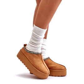 Women's slippers on the platform with Camel embroidery beige 1