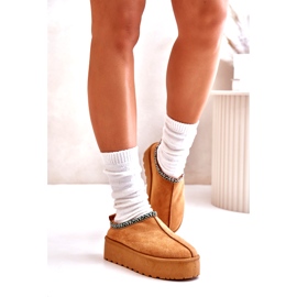 Women's slippers on the platform with Camel embroidery beige 3