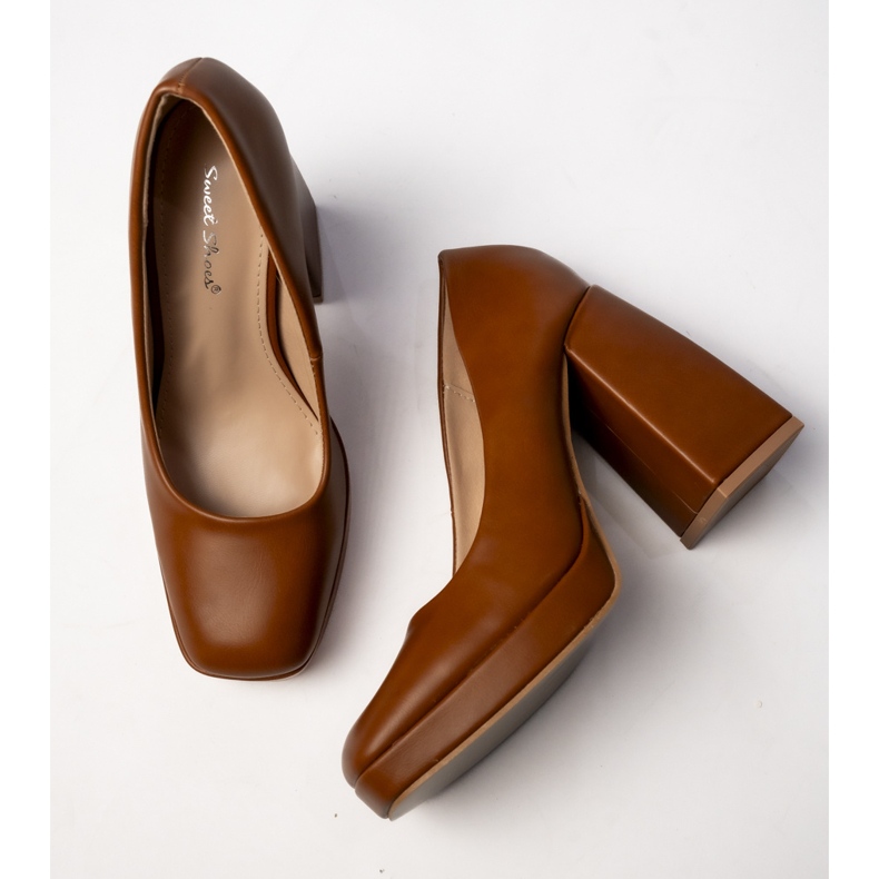 Women's Esme Camel pumps 1