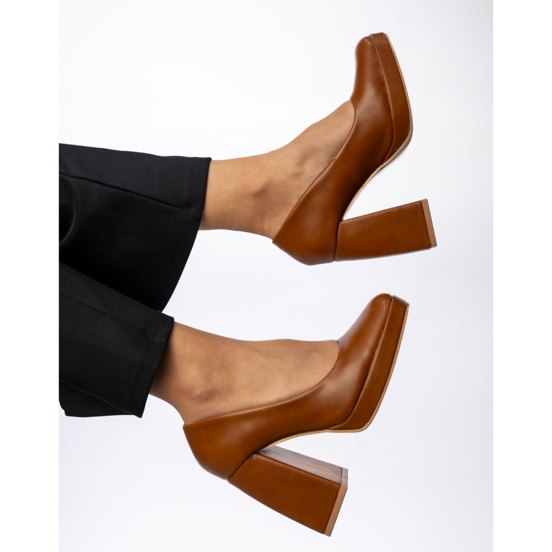 Women's Esme Camel pumps 2