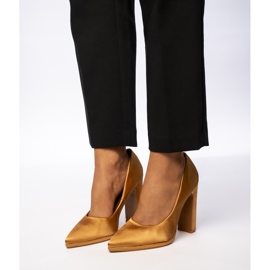 Women's lavana camel pumps 1