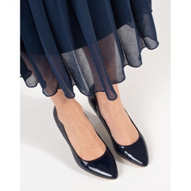 Navy blue lacquered heels 2