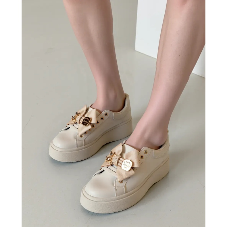Women's Sneakers Charm Beige 1