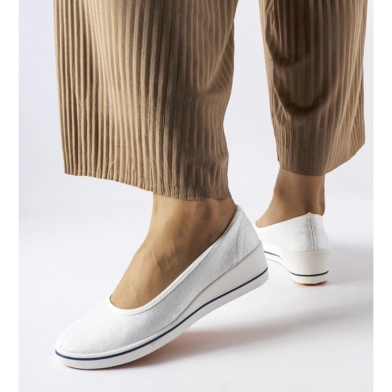 D/GMR Glittery ecru ballerinas from Morrison beige 2