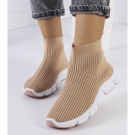 D/GMR Beige Tenby sneakers 1