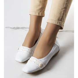 D/GMR Lioma white ballerinas 2