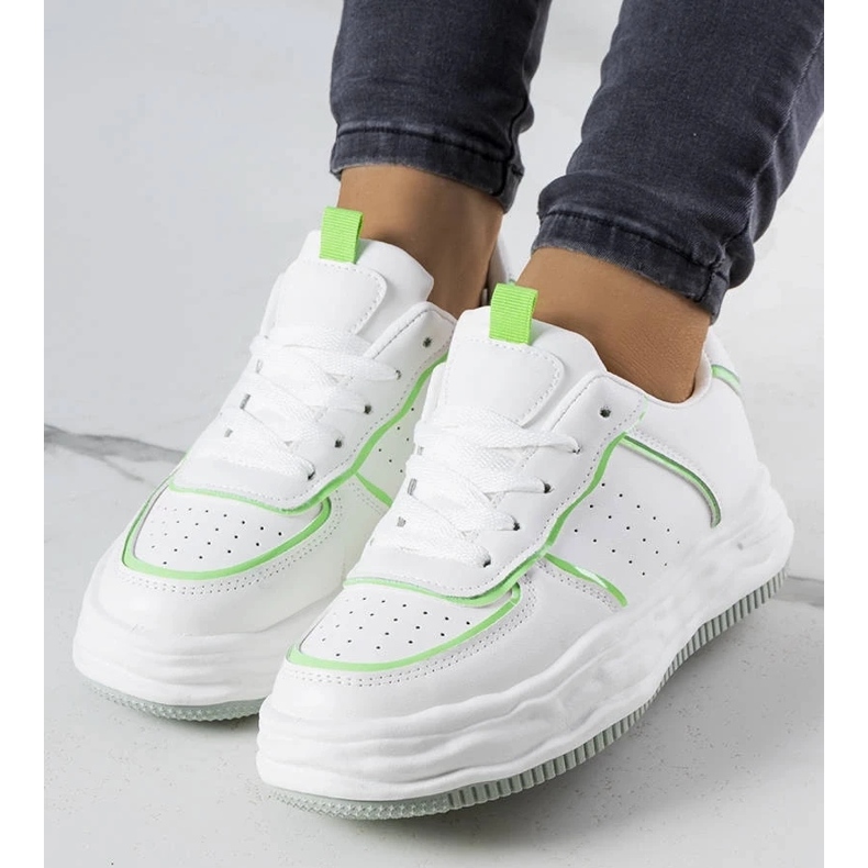 D/GMR White sneakers with green inserts from Nettie 2