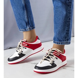 D/GMR Black and red retro sneakers from Shari 1