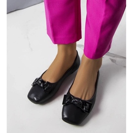 D/GMR Black ballerinas with a bow from Tabitha 2