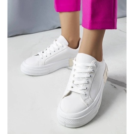 D/GMR White and beige sneakers decorated with the Nora inscription 2
