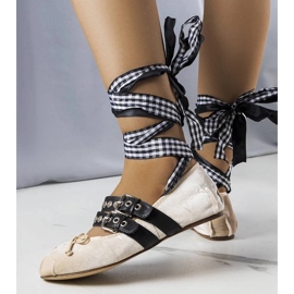 D/GMR Beige ballerinas fastened with a Boutot buckle 2