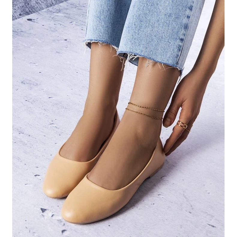 D/GMR Beige ballerinas with a leather insole from Truchon 2