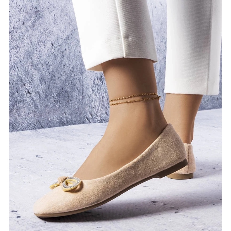 D/GMR Beige ballerinas with a Gaillou bow 2