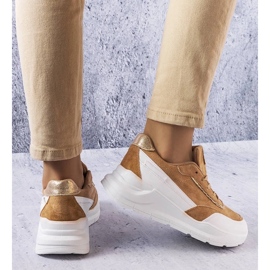 D/GMR Beige sneakers made of eco-suede from Dupuis 2