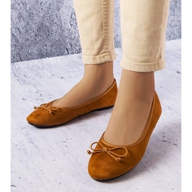 D/GMR Brown ballerinas with a Chandonnet bow 1