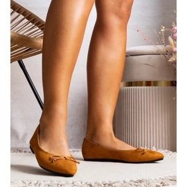 D/GMR Camel pointed toe ballerinas from Latour brown 2