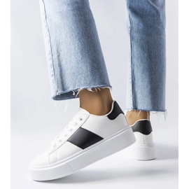 D/GMR White sneakers with a black stripe from Aurélie 1