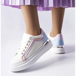 D/GMR White sneakers with a thick sole from Soucy 1